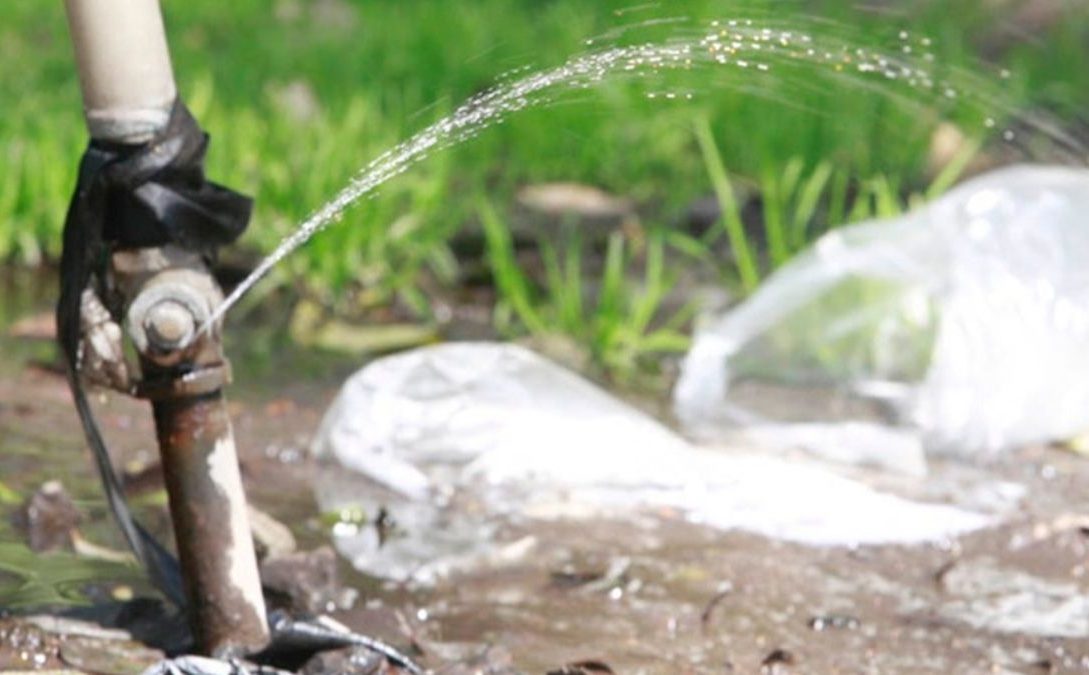 Nuevo LeÓn Fuga De Agua - Regio Politica