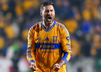 Gignac Rumbo a La Final - Regio Politica