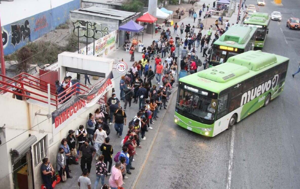- Vecinos Unidos Tarifazo-en-nuevo-león-samuel-garcía-panorámico-transporte-público