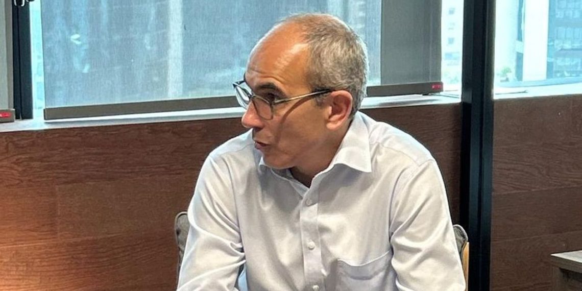 Salida Clandestina De José Lobatón - Regio Politica